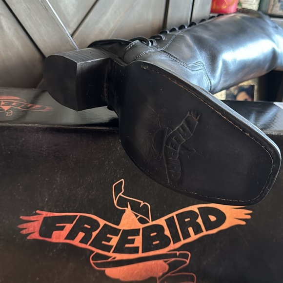 Freebird Dillon - Picture 5 of 12